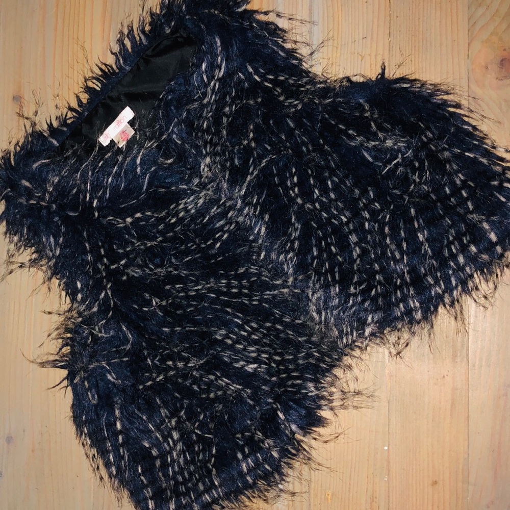 Girls “fluff” vest